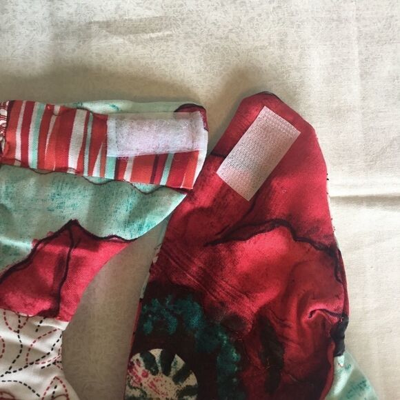 3/$25 or $12 ea. NWT Handmade Quilted Reversible Baby Bib - Picture 5 of 8